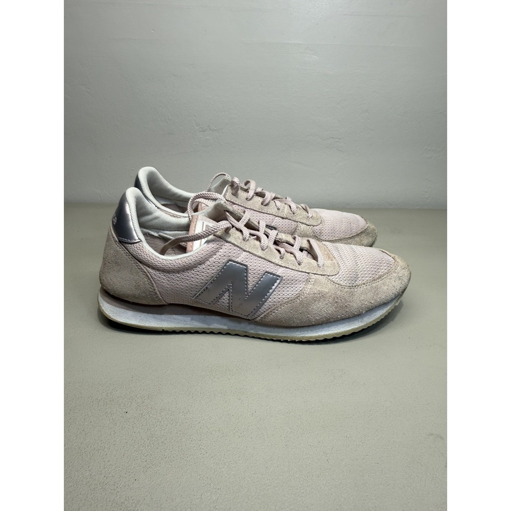 New Balance 220 Pink WL220MSA Women's Sz 9